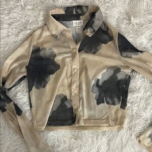 Le Lis Abstract Black and Tan Button-Up Shirt